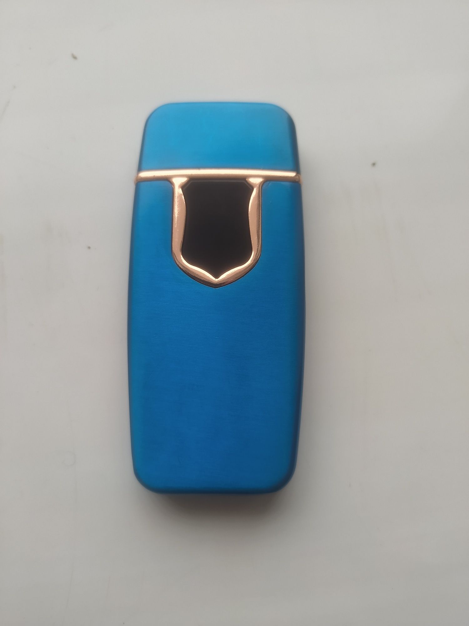 Ценсороная зажигалка
