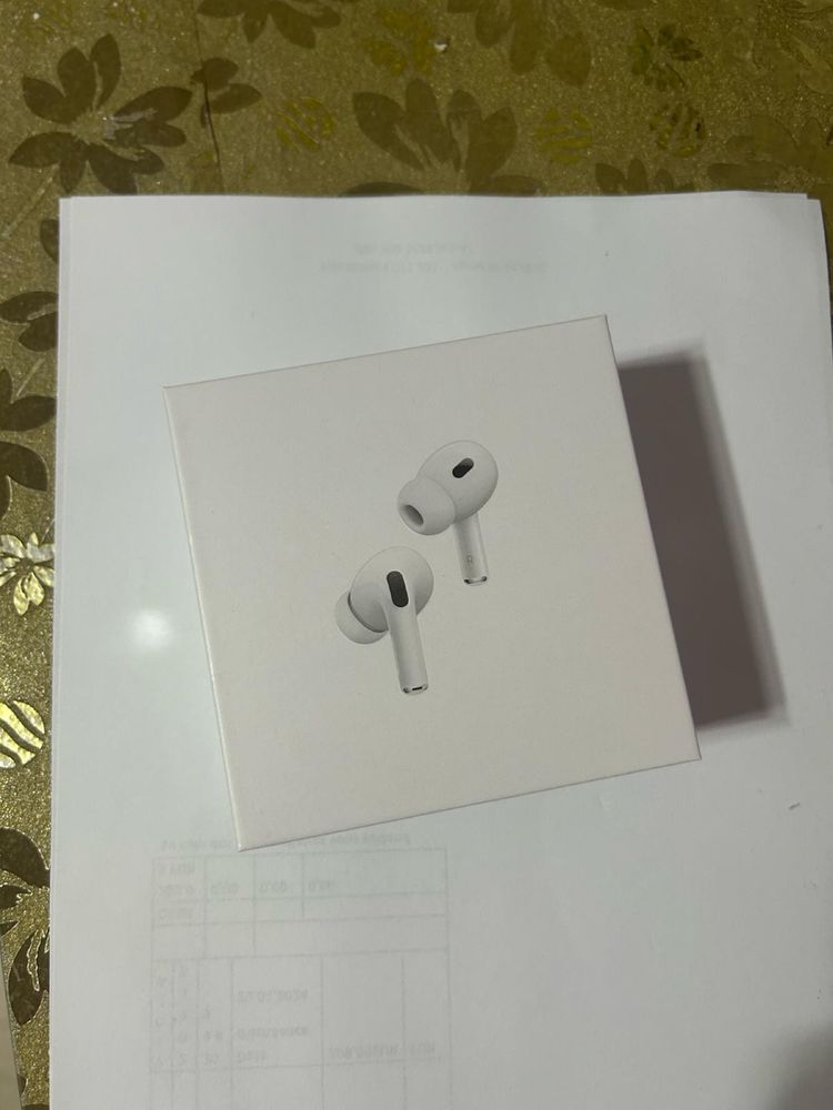 Vand Sau Schimb AirPods Pro 2 sigilate cu factura si garantie