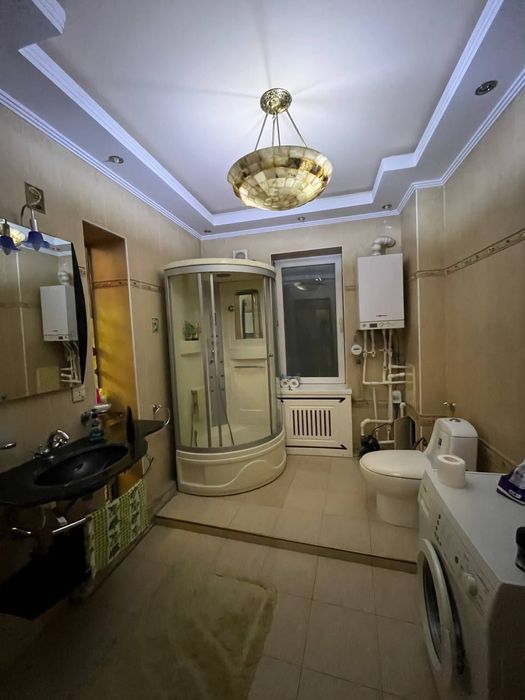 Габус Продается 6 комнатная квартира ремонт м.Ойбек Мирабад