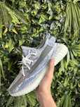 Yeezy 43 albastrii