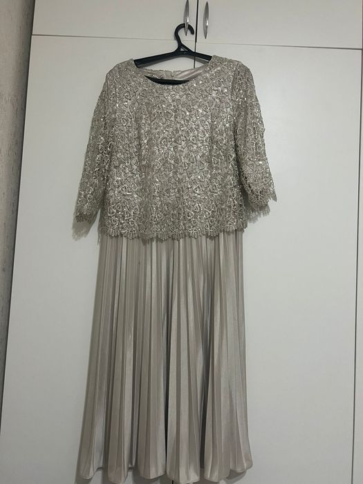 Платье женское 50 рр на выход