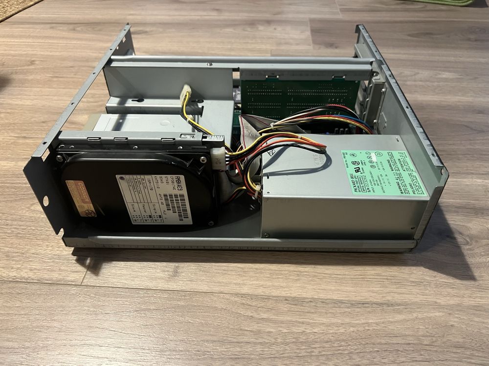 Unitate 486 packard bell defecta pentru piese
