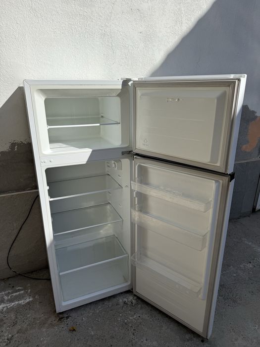 Холодельник сотилади