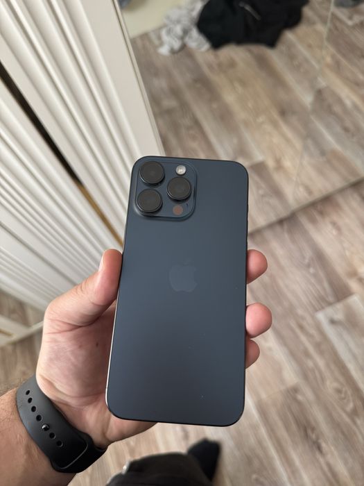Продам iPhone 15 pro max 256гб