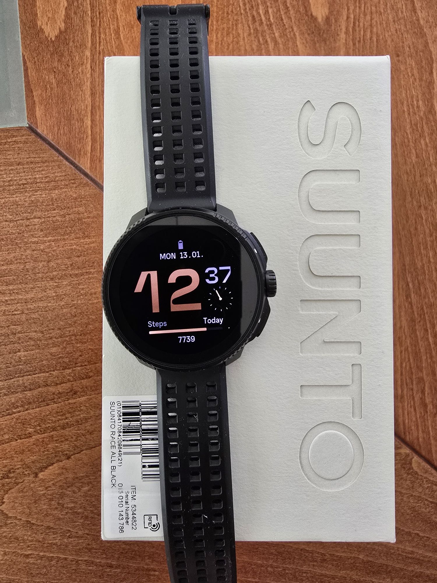 Спортен часовник "Suunto Race all black" с остваща гаранция  12 месеца