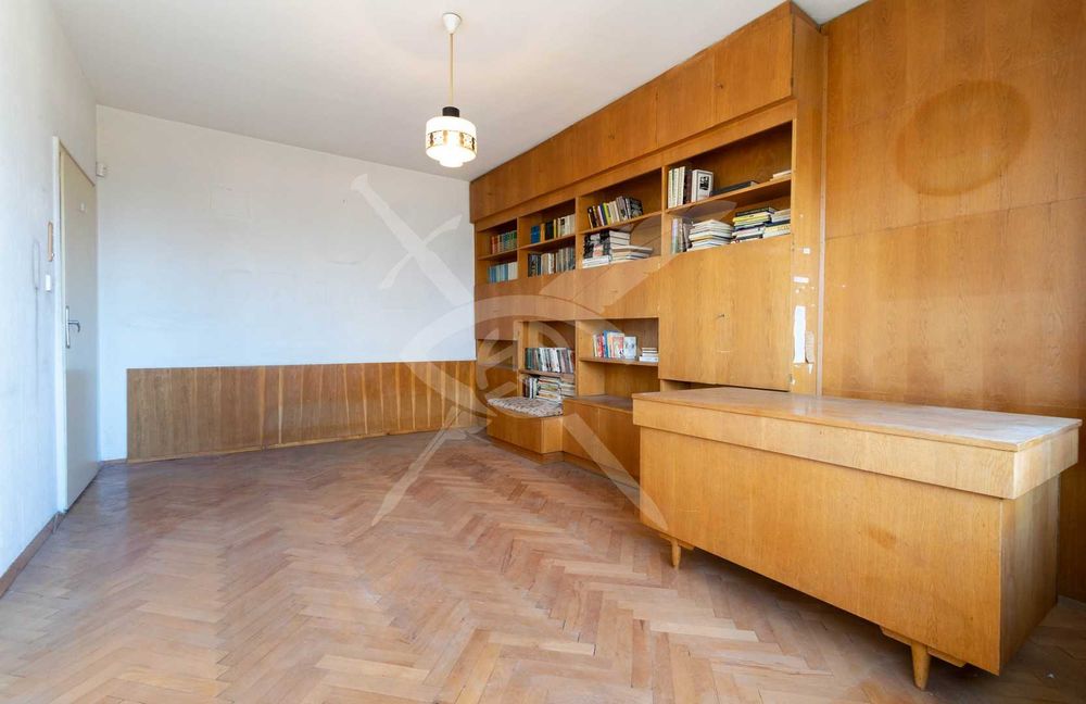 Тристаен апартамент в жк. Бъкстон № 93099