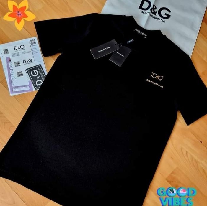 Tricou bumbac Dolce Gabbana, logo metalic auriu, cod scanabil Qr,sacul