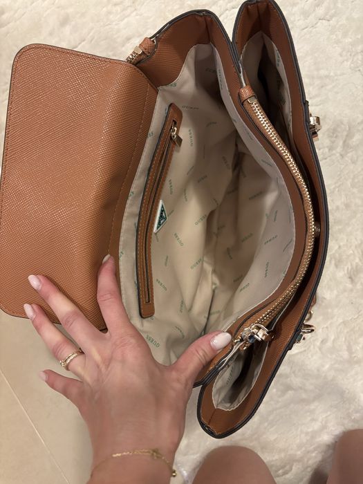 Чанта Guess оригинална