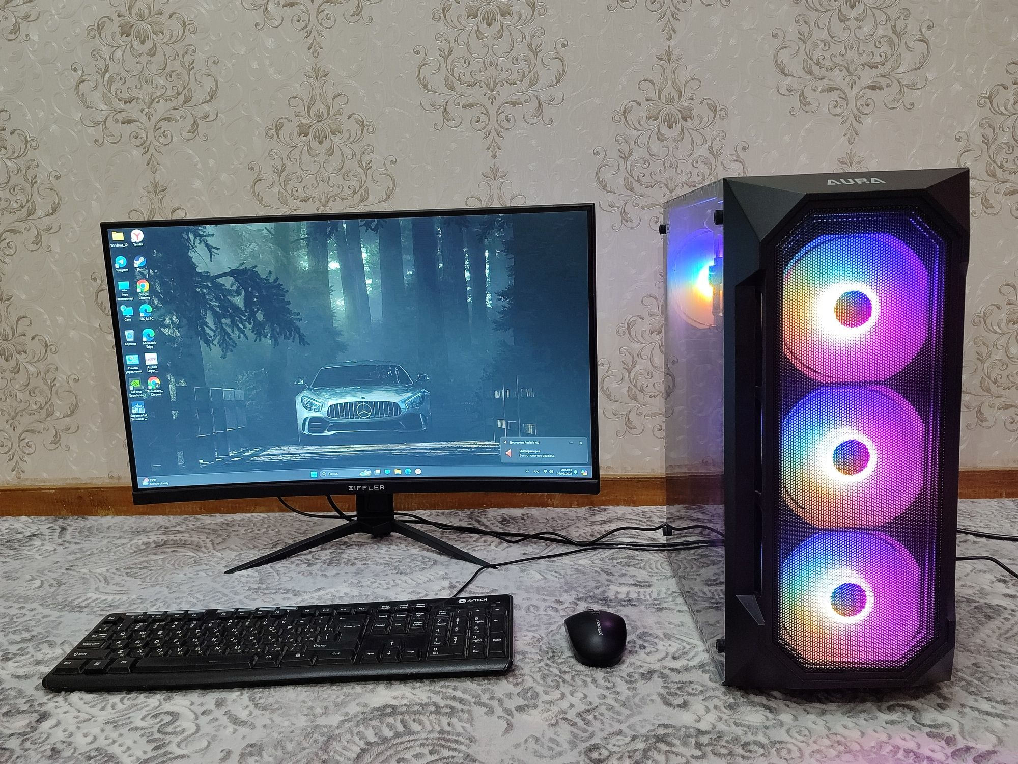 Игровой компьютер с монитором