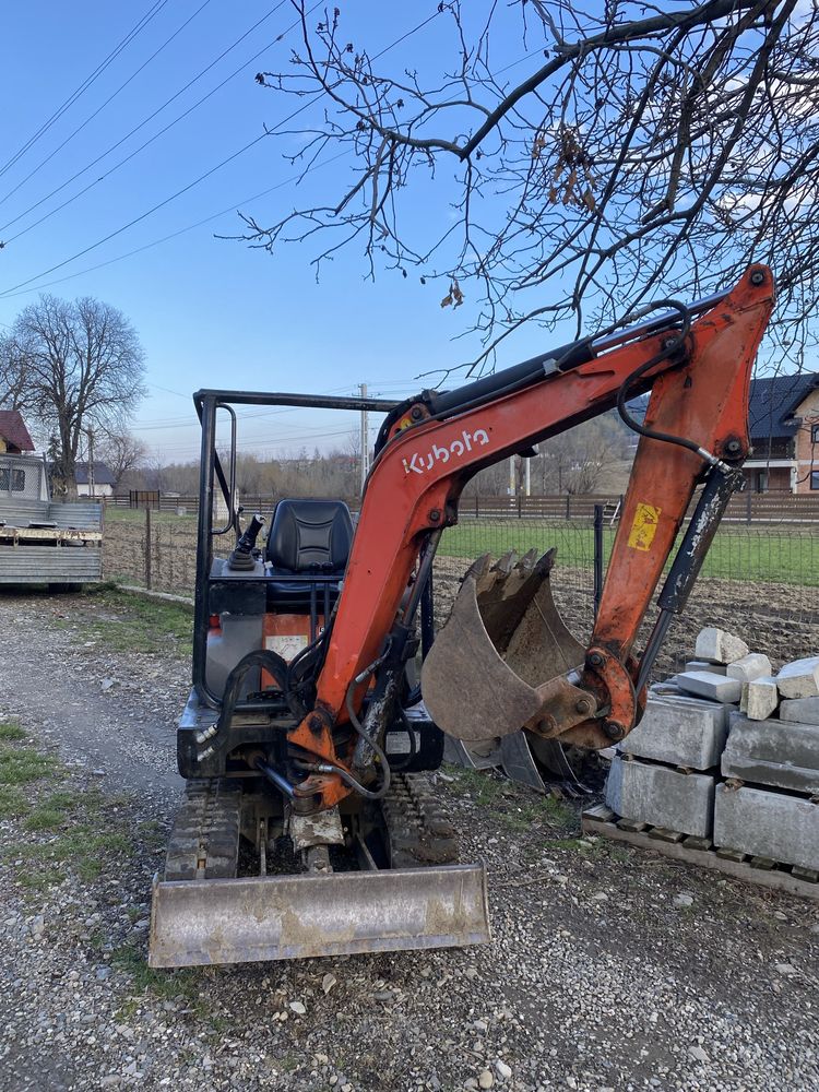 Exavator kubota 1.6 tone