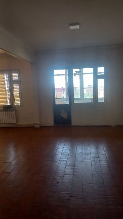 4 Xonali uy sotiladi.