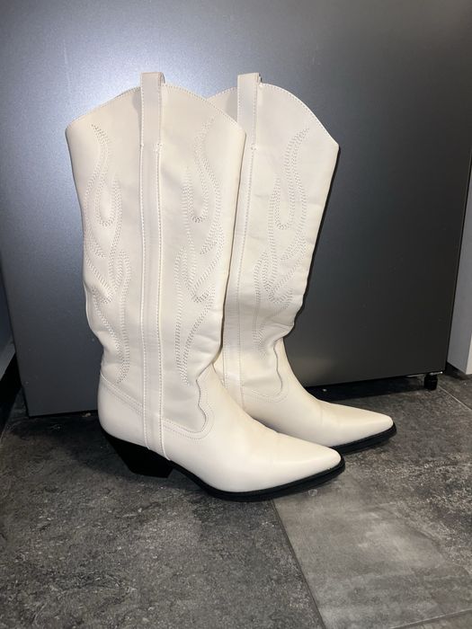 Дамски бежови ботуши Jenny Fairy