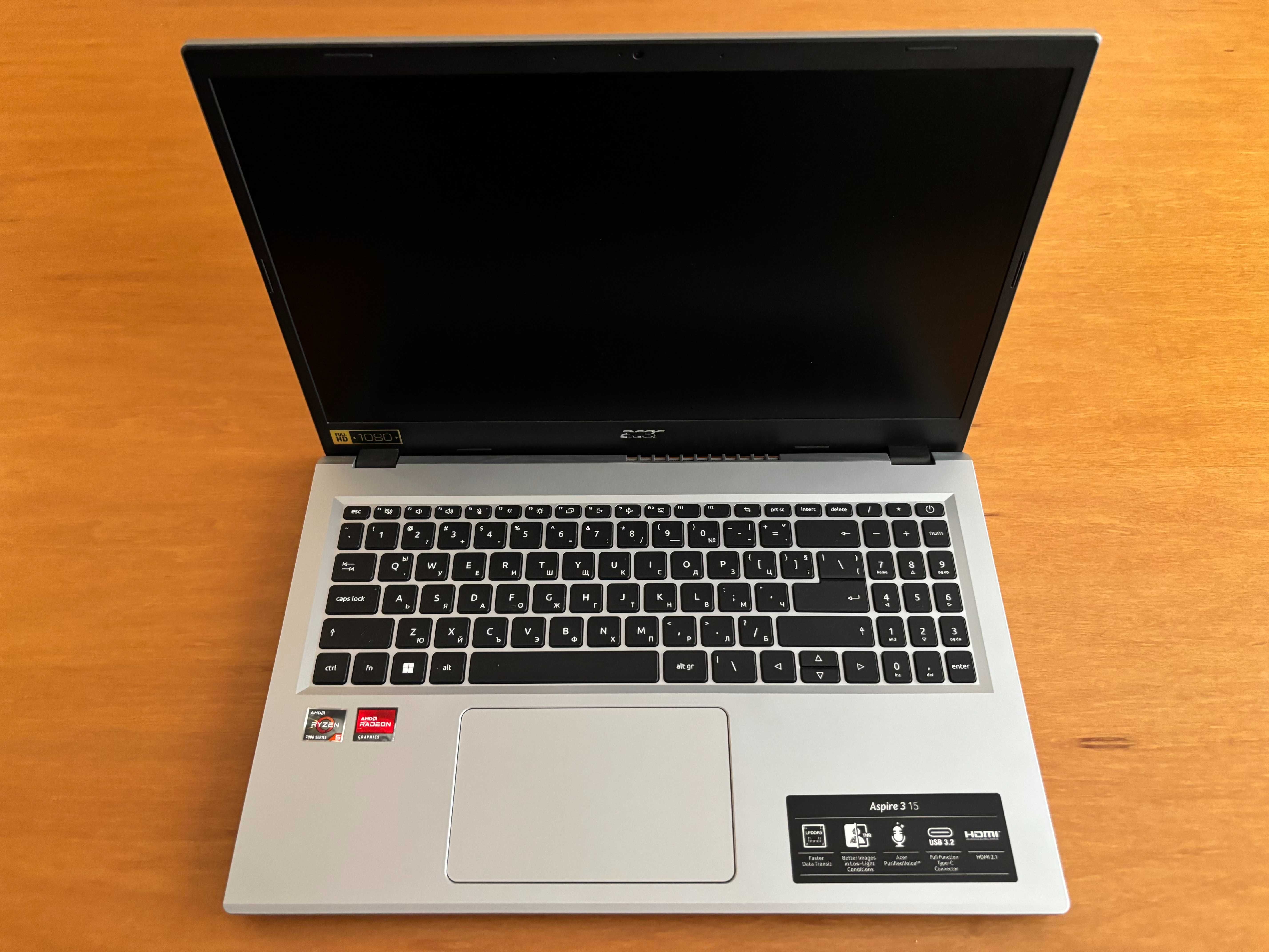15.6 IPS Ryzen 5 7520U  Acer Aspire 3 16GB DDR4/512GB SSD/ Бат.13 ч.
