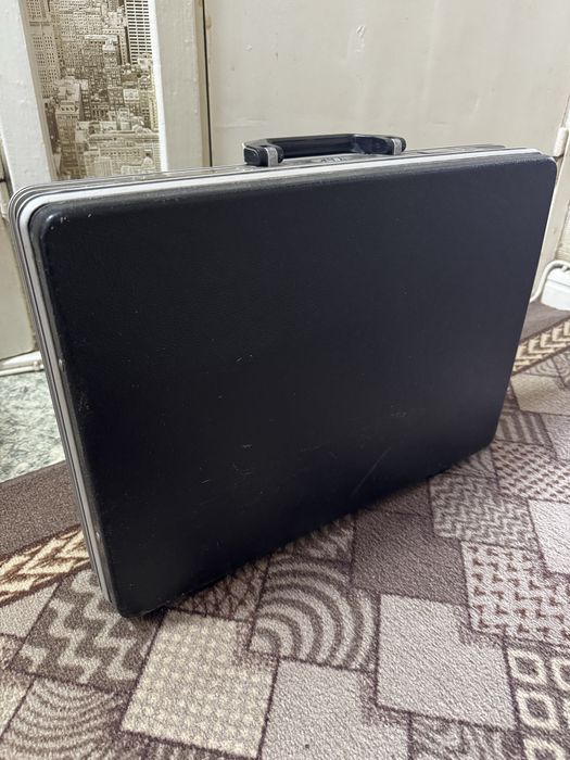 Продам советский дипломат