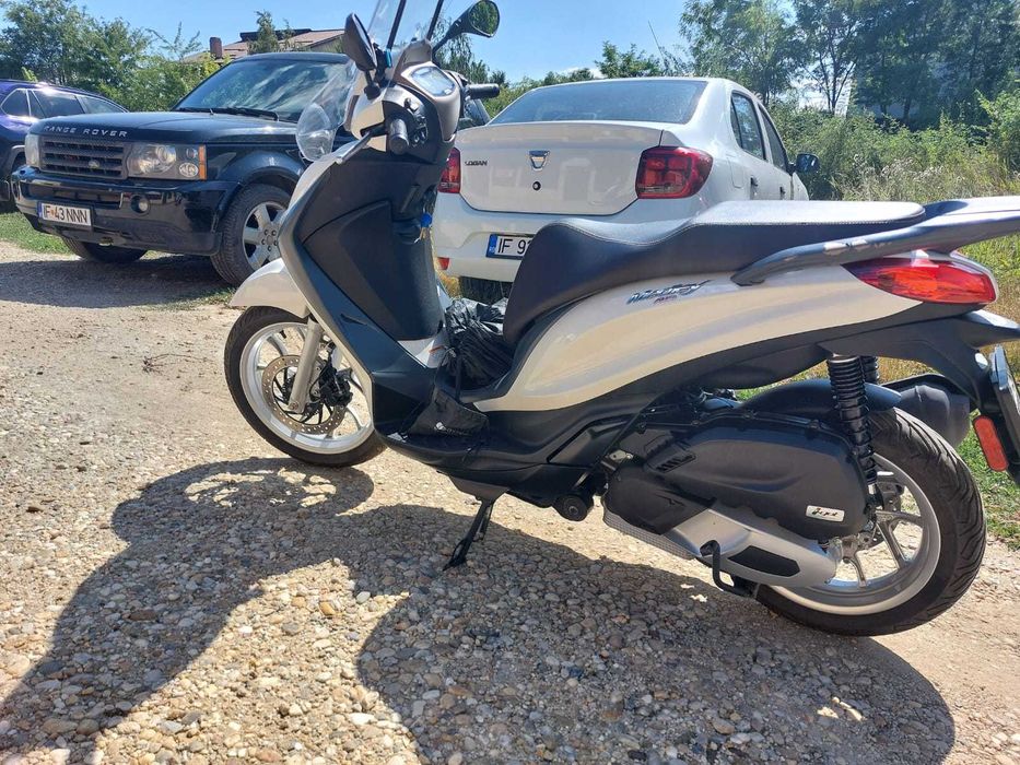 Piaggio Medley 150 Alb 2024