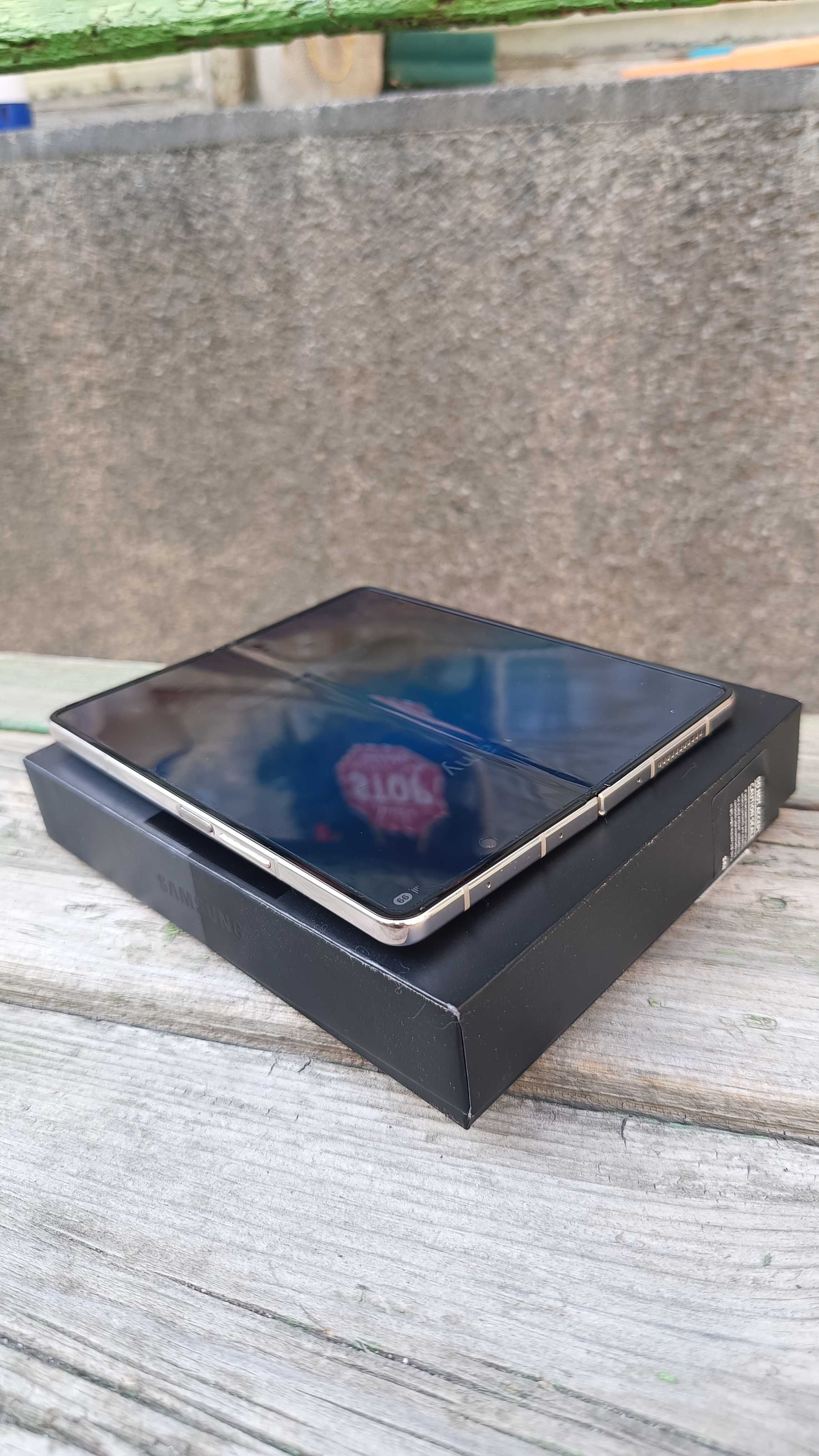 Samsung z Fold 4 Гаранция
