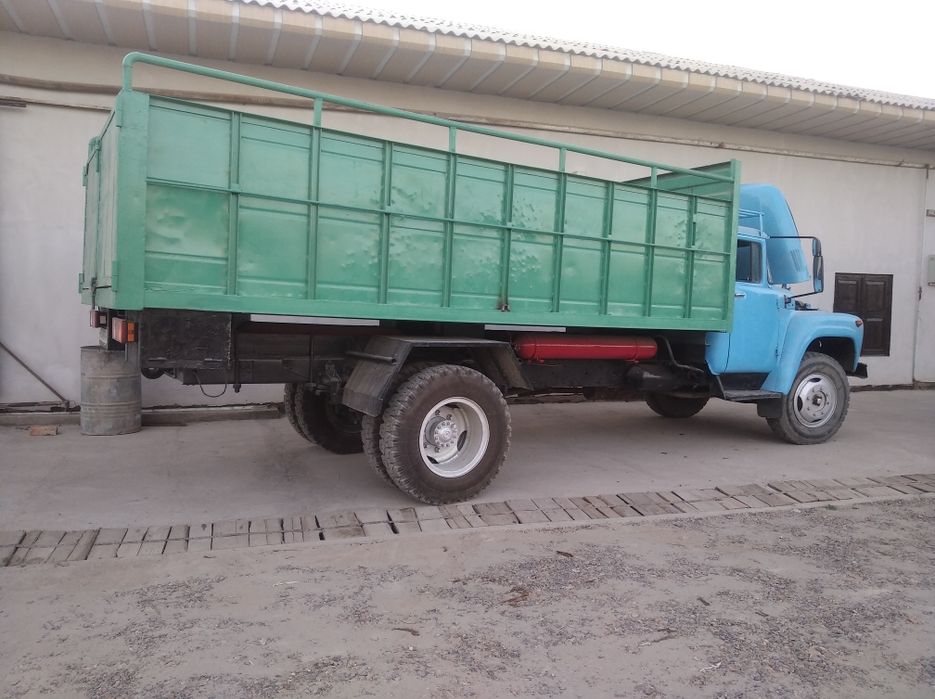 Zil 130 samosval sotiladi