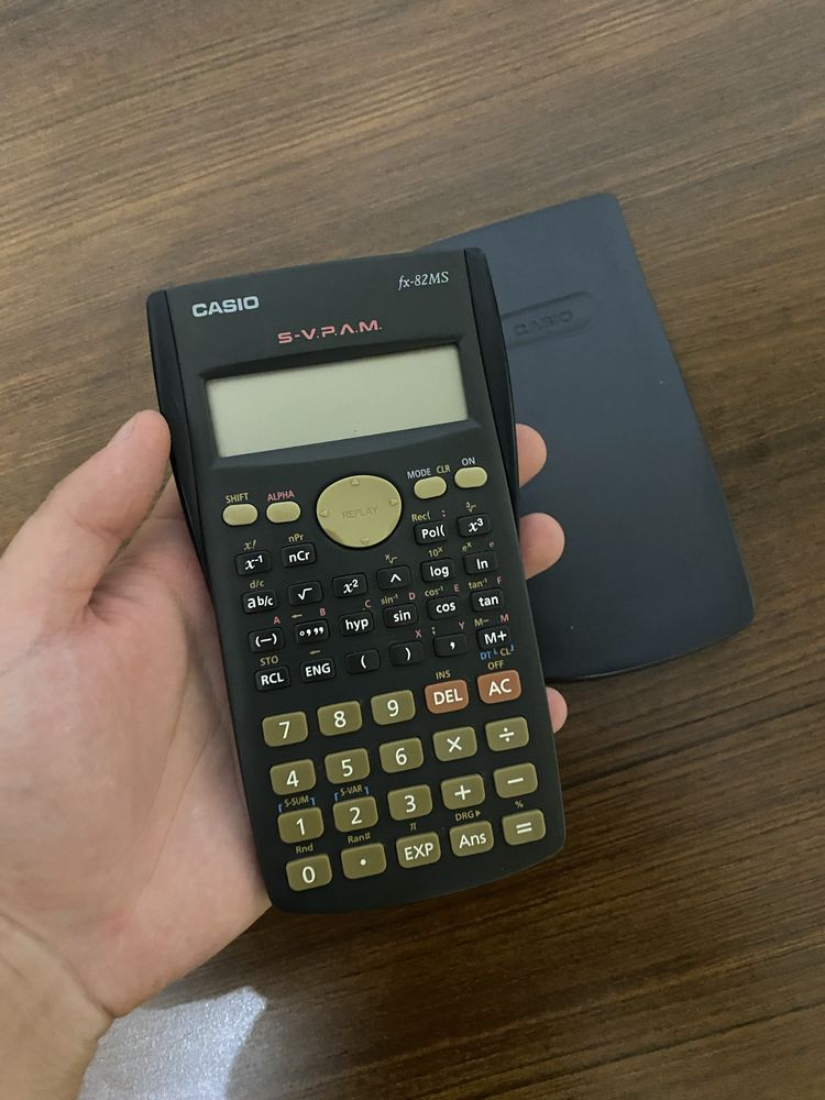 Calculator stiintific Casio Fx-82MS