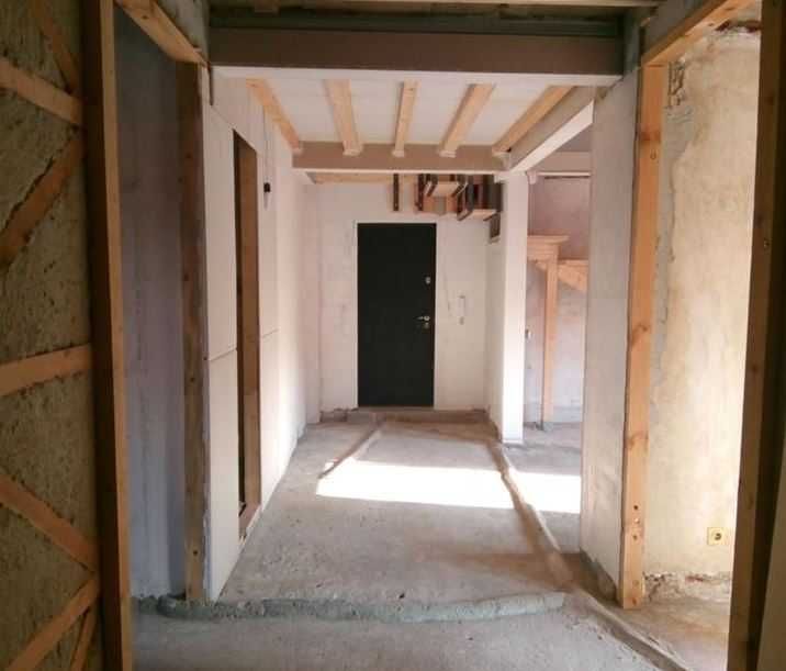 Продава се Тристаен апартамент в София, Център - 100 кв.м за 1700 €/кв.м - Снимка #3