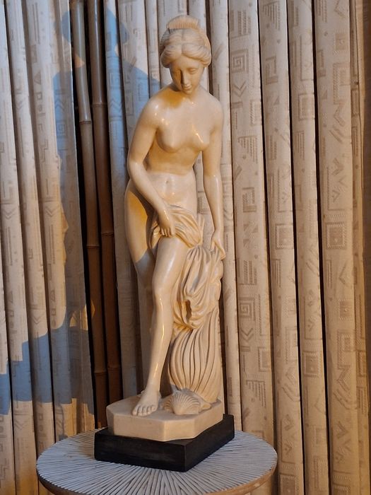 Vand Statuieta 60 cm