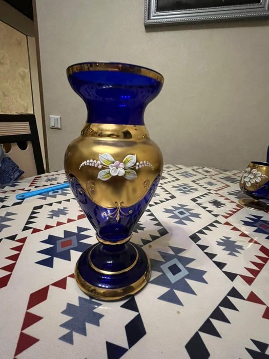 Продается ваза под цветы