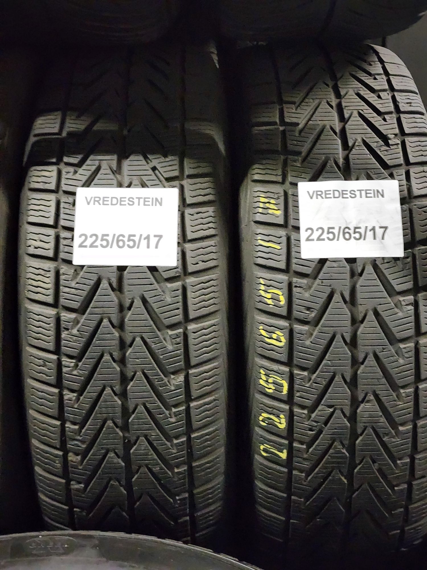 Anvelope 225 65 17 Pirelli Goodyear si Vredenstei