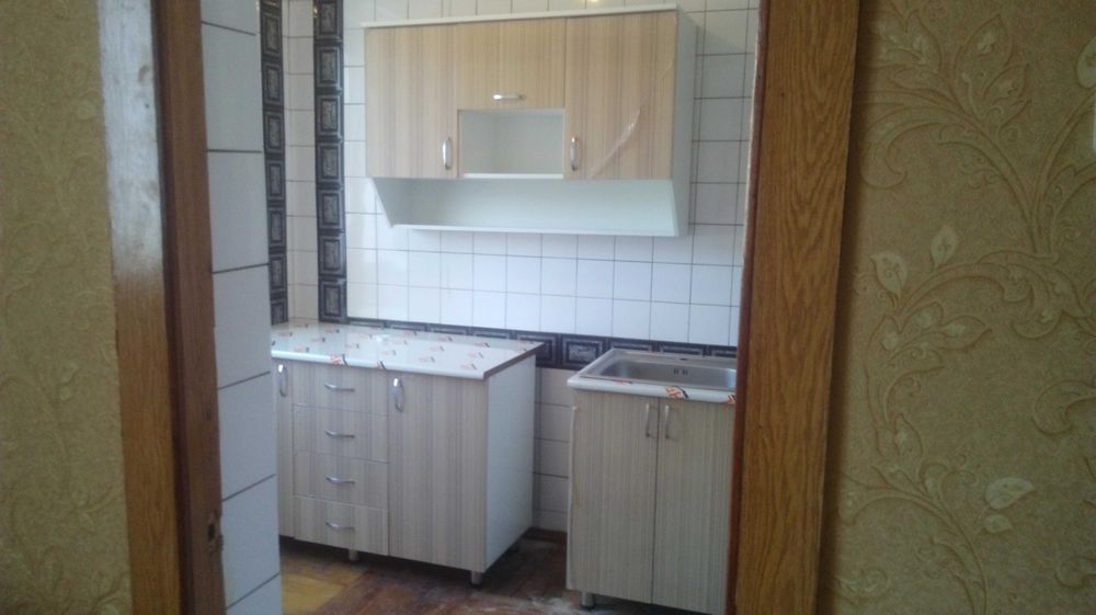 1ком в 2 ком. Продам метро (хамза-новза) срочно рядом золотой центр