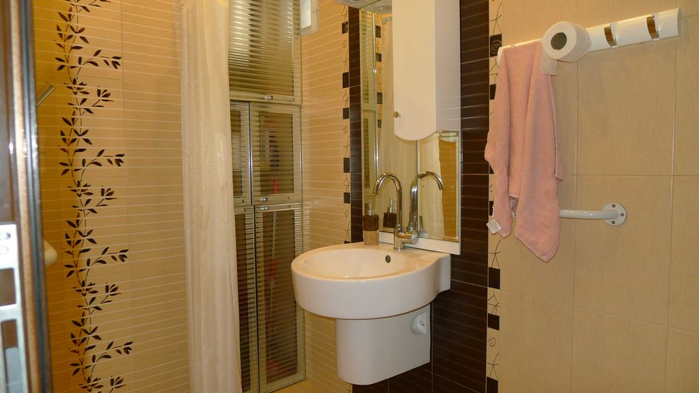 Продава се Двустаен апартамент в София, Люлин 9 - 67 кв.м за 2005 €/кв.м - Снимка #8