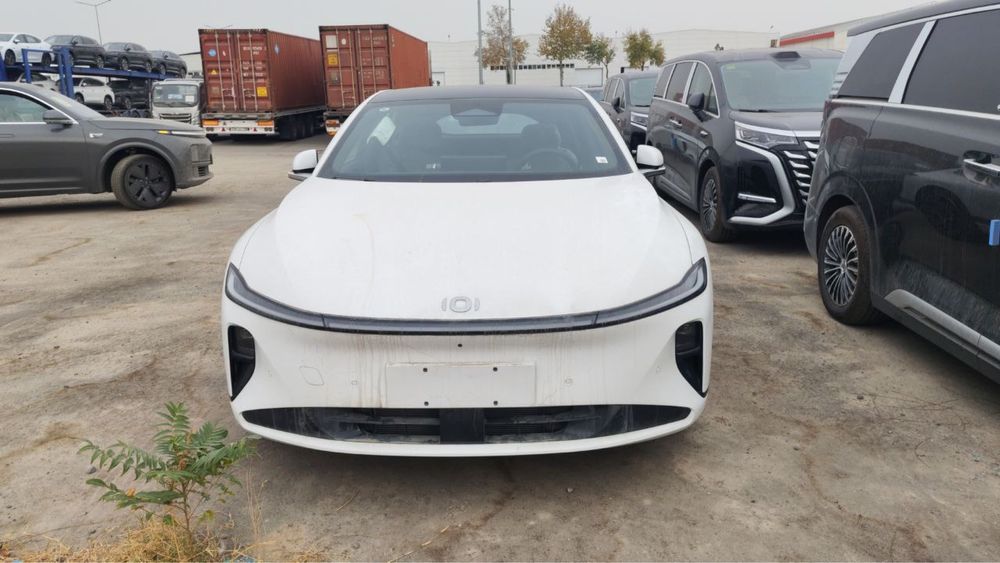 Changan Nevo A07 Gibrid   Qora Oq changan a07 SROCHNO SOTILADI