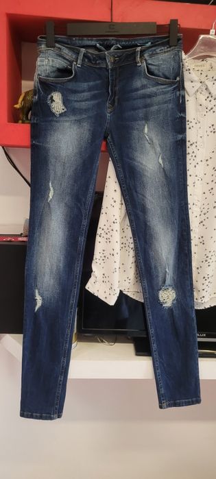 Дънки на  Zara,Liu Jo,Bershka,