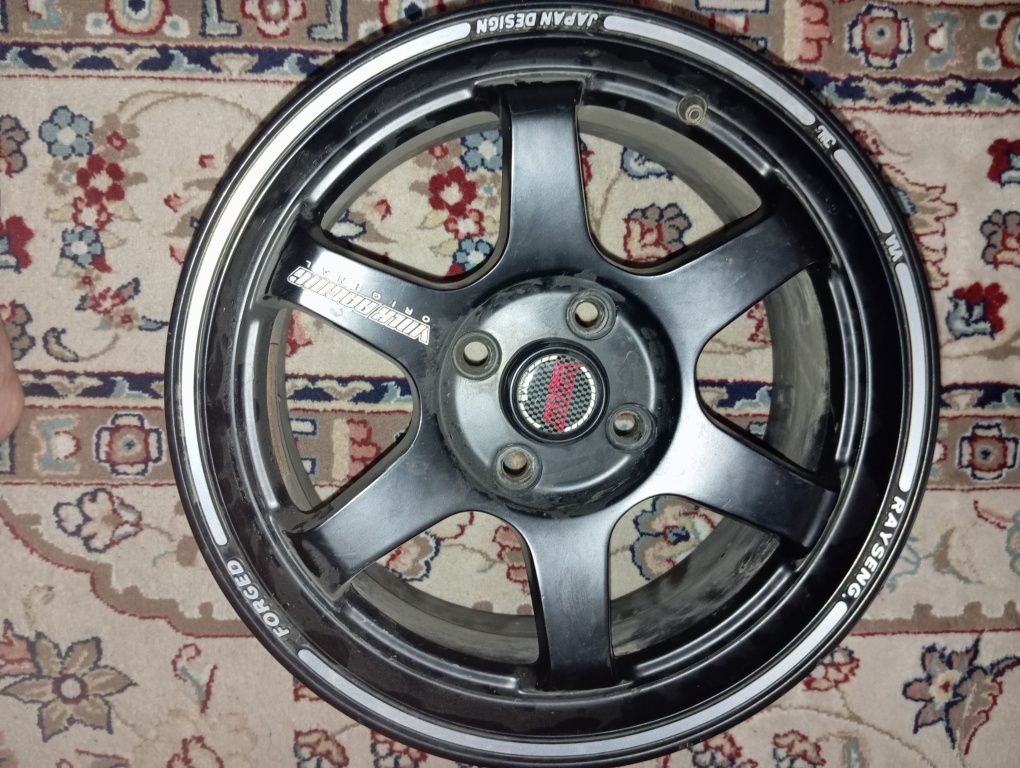 Диски RAYS VOLK 762 5.5x15/4x100 D73.1 ET38 черный