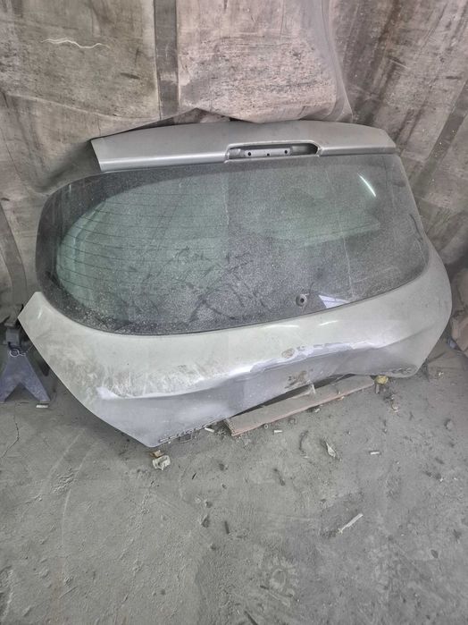 Задно стъкло за пежо 3008