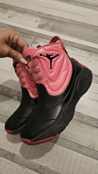 Детски боти Nike Jordan