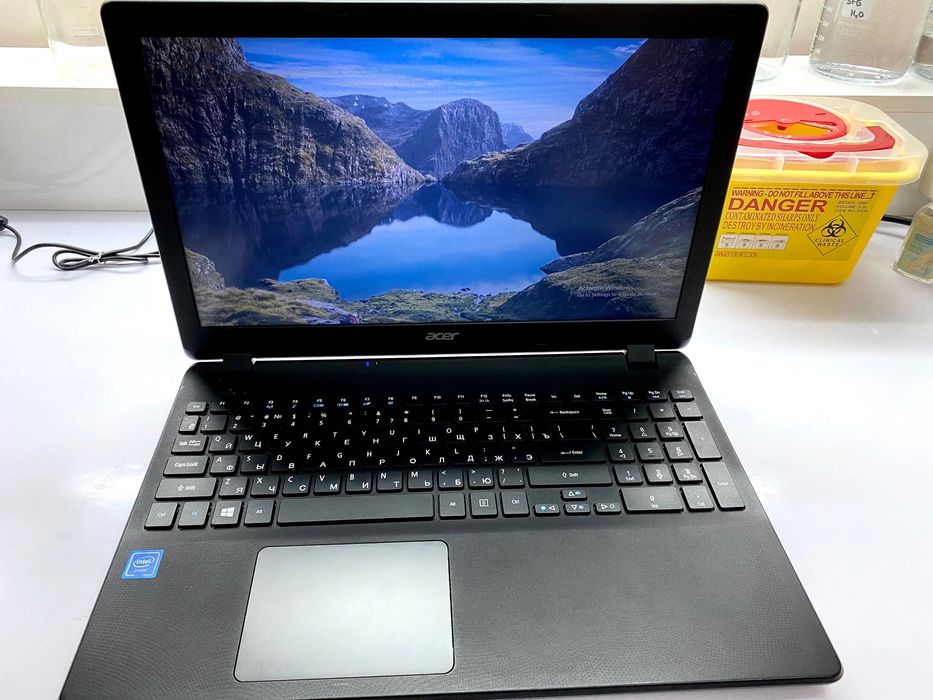 Ноутбук продам acer