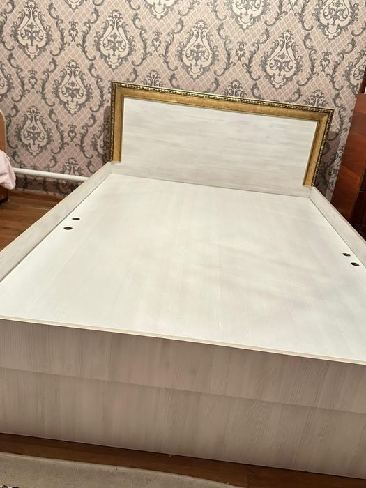 Продам кровать   в хорошем состоянии