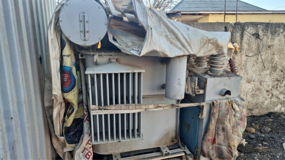 Трансформатор 250 бу в отличном состояни