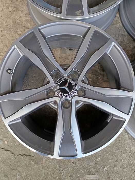 Нови оригинални джанти за Мерцедес W205 5x112/17цола