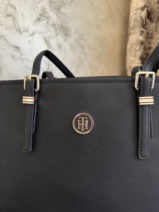 Geanta Tommy Hilfiger