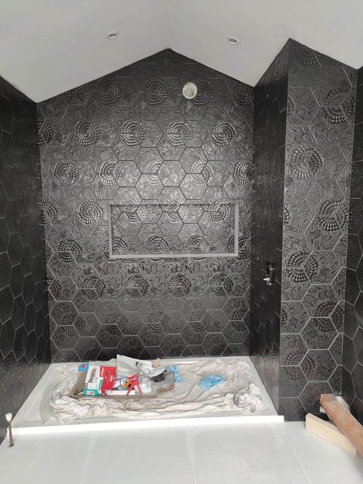 Construim case la cheie cu izolații eficiente și finisaje de calitate