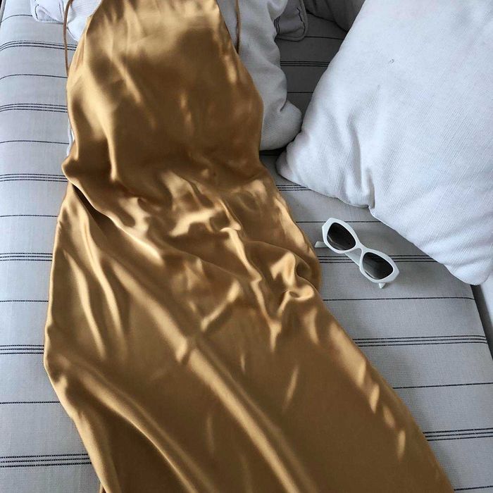 Rochie Zara mustar bronz gold spate gol 

maxi lunga

 satin bretele
