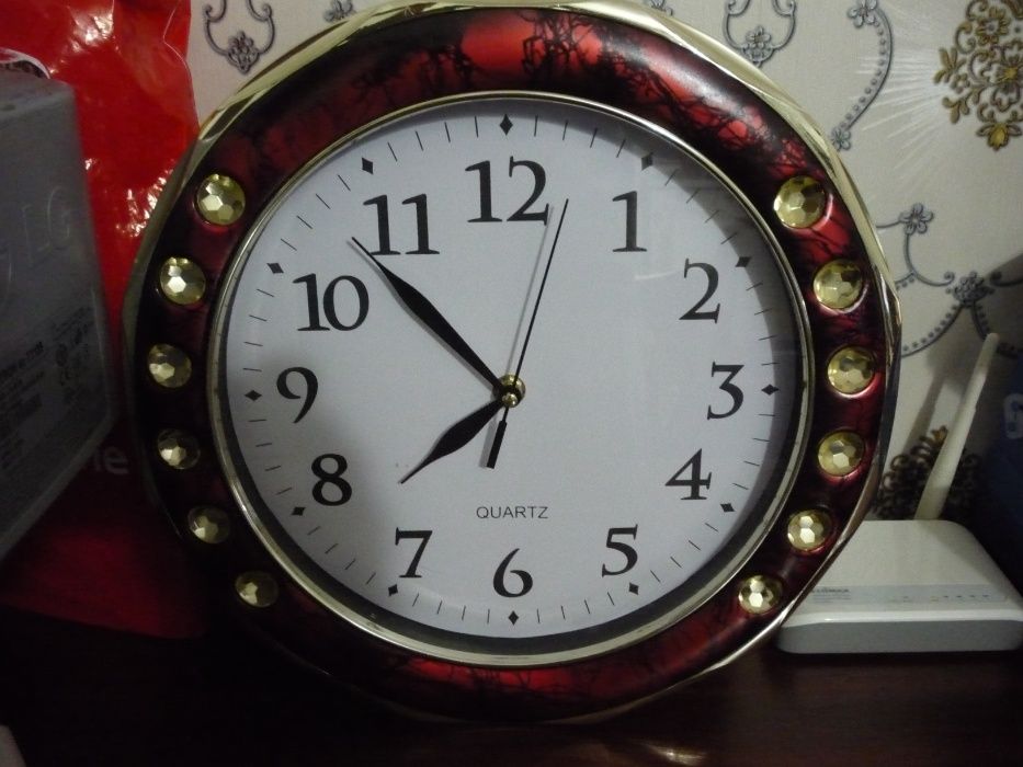 ceas de perete nou