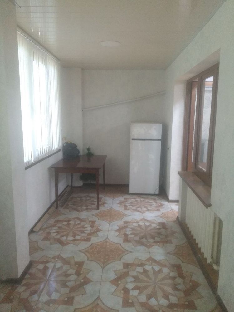 Спорт товар аренда оила еки кизларга 2 хона