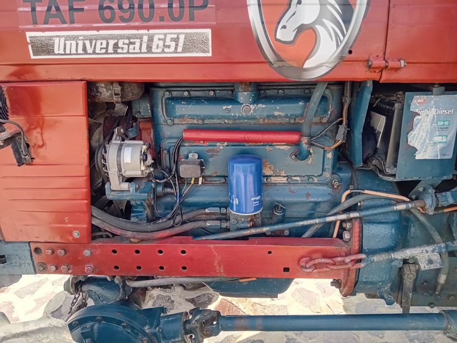 Tractor forestiere an state foarte bună 651