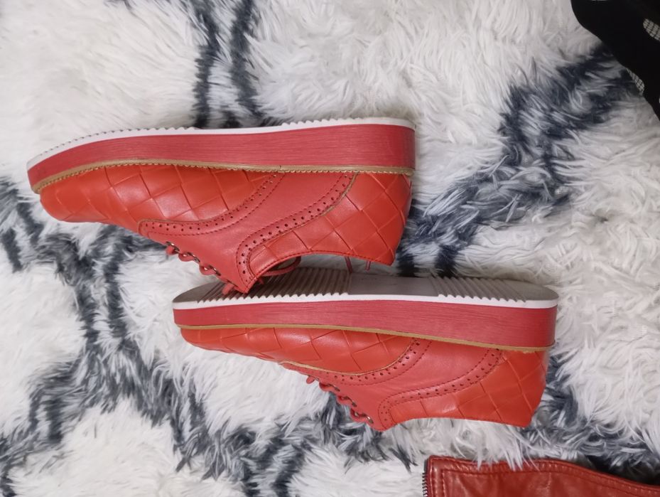 Кожаная куртка фирма OAKWOOD