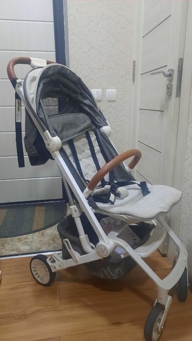 Прогулочная каляска.