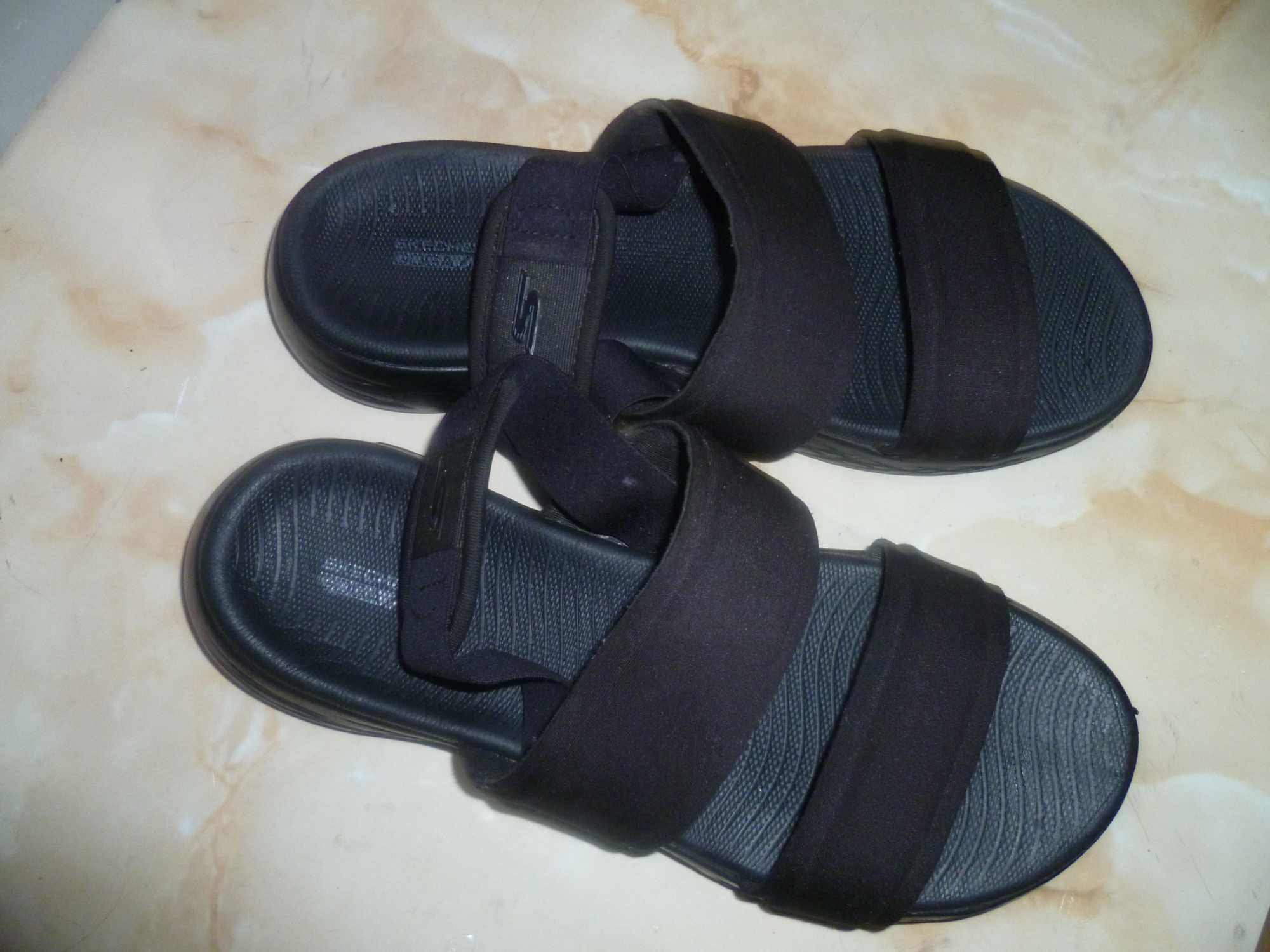 Skechers сандали №39