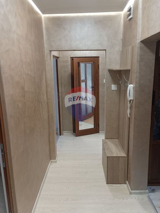 Дава се под наем Тристаен апартамент в Варна, Трошево - 100 кв.м за 612 € - Снимка #6