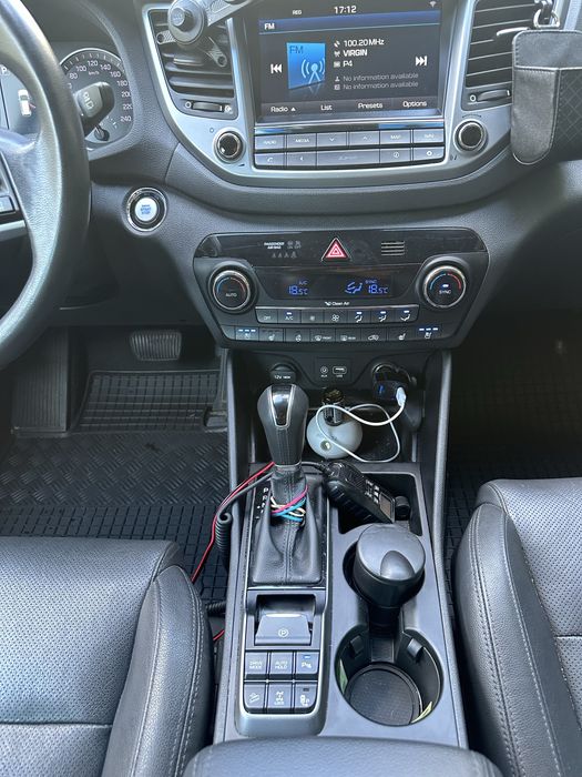 Hyundai Tucson 2016 2.0 184cp 4x4 automat