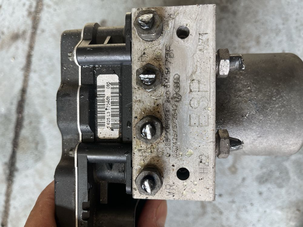 Pompa abs Audi A4 B8 cod-8K0614517BF/8K0907379R