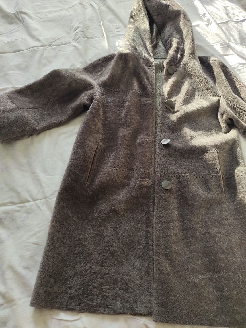 Продам дубленку из овчины, Турция